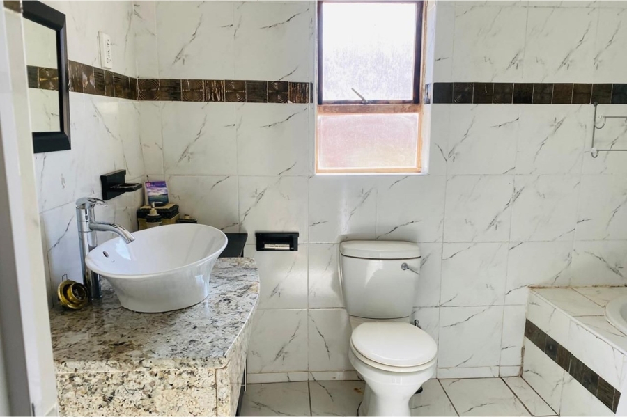 Commercial Property for Sale in Southernwood Eastern Cape